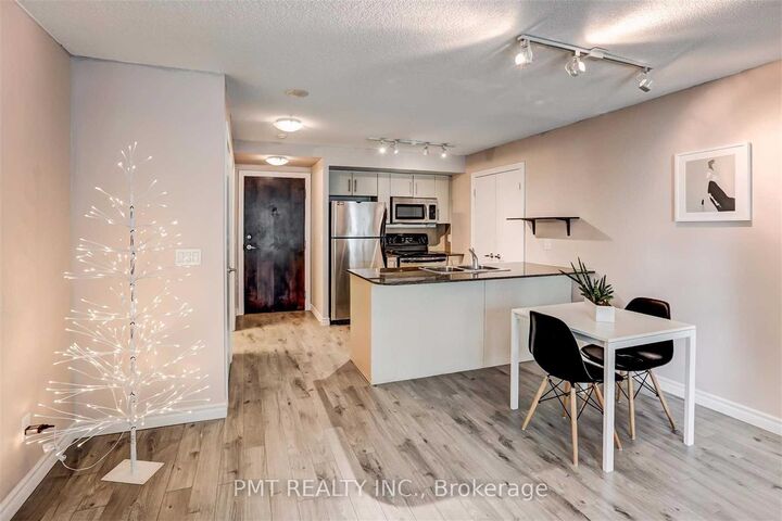 Property Photo:  12 Yonge Street 1105  ON M5E 1Z9 