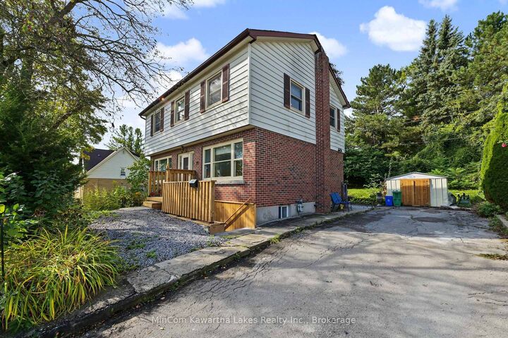 Property Photo:  71 Greenhill Drive  ON K9J 6E2 