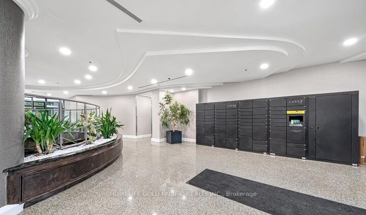 Property Photo:  233 Beecroft Road 1012  ON M2N 6Z9 