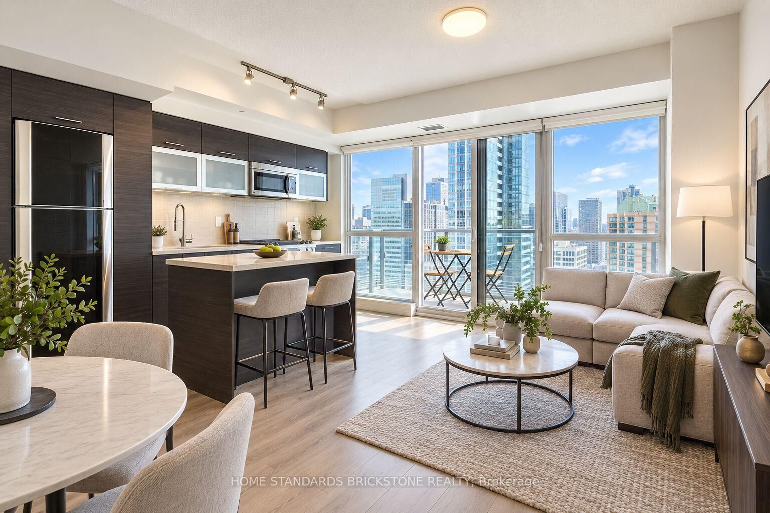 Property Photo:  386 Yonge Street 2911  ON M5B 0A5 