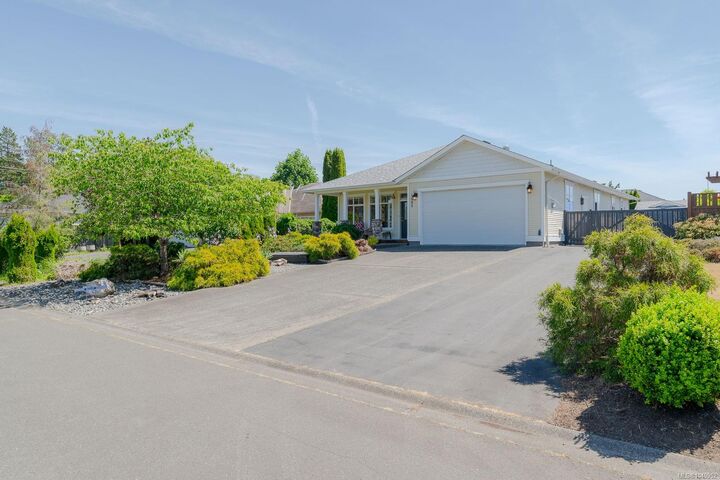 Property Photo:  1085 Tara Cres  BC V9P 2W5 