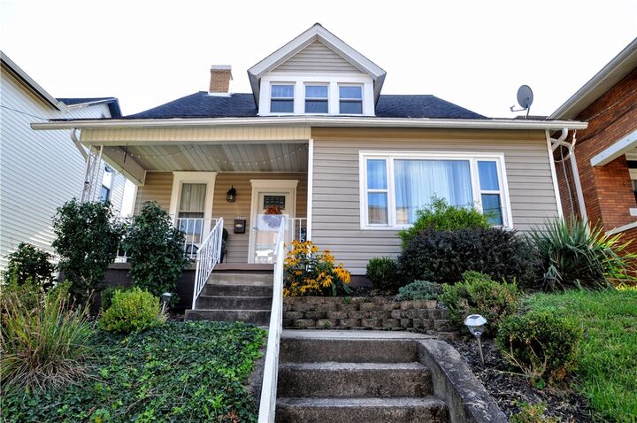 Property Photo:  505 Crest Avenue  PA 15022 