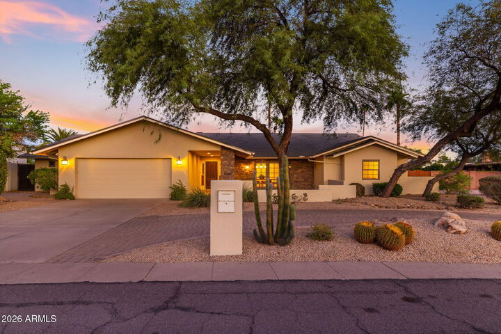 Property Photo: 5905 E Beryl Avenue AZ 85253