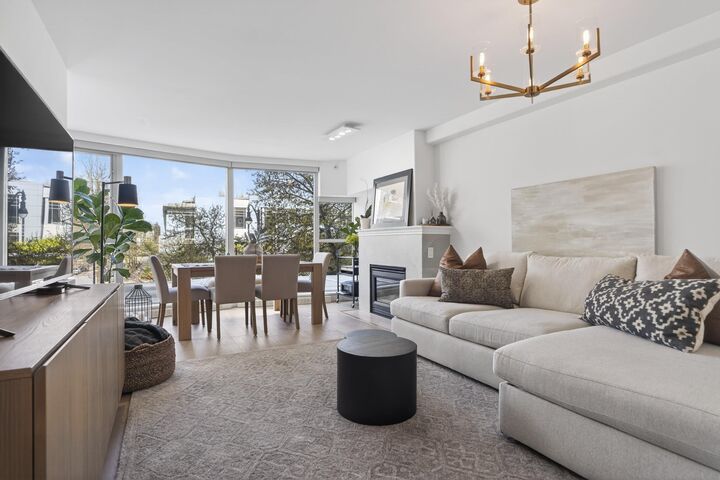 Property Photo:  560 Cardero Street 305  BC V6G 3E9 