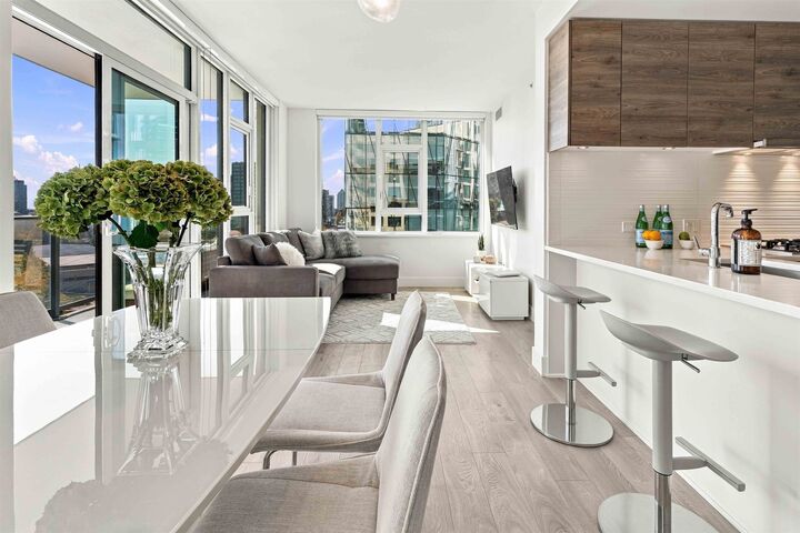 Property Photo:  7388 Kingsway 710  BC V3N 0G9 
