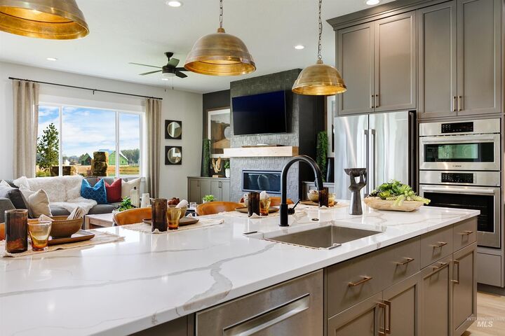 Property Photo: 4357 W Estuary Ct. ID 83616