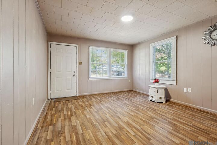 Property Photo: 5262 E Brookstown Dr LA 70805