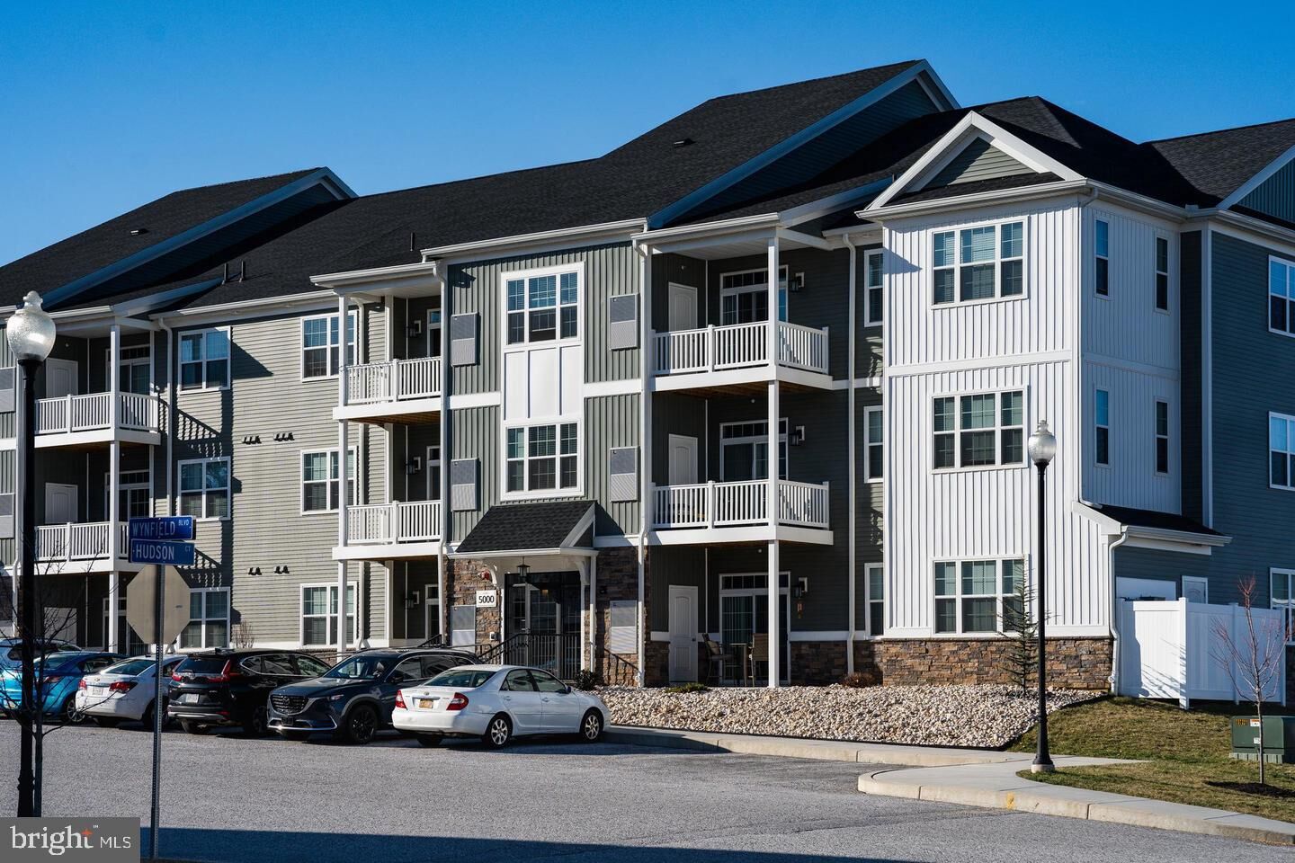 Property Photo: 1001 Admiral Lane 207 PA 17331