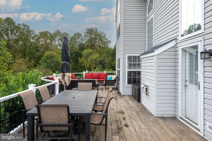 Property Photo: 45 Sarahs Way PA 19320
