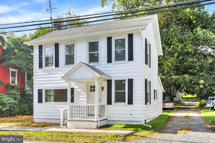Property Photo:  2462 Route 737  PA 19529 