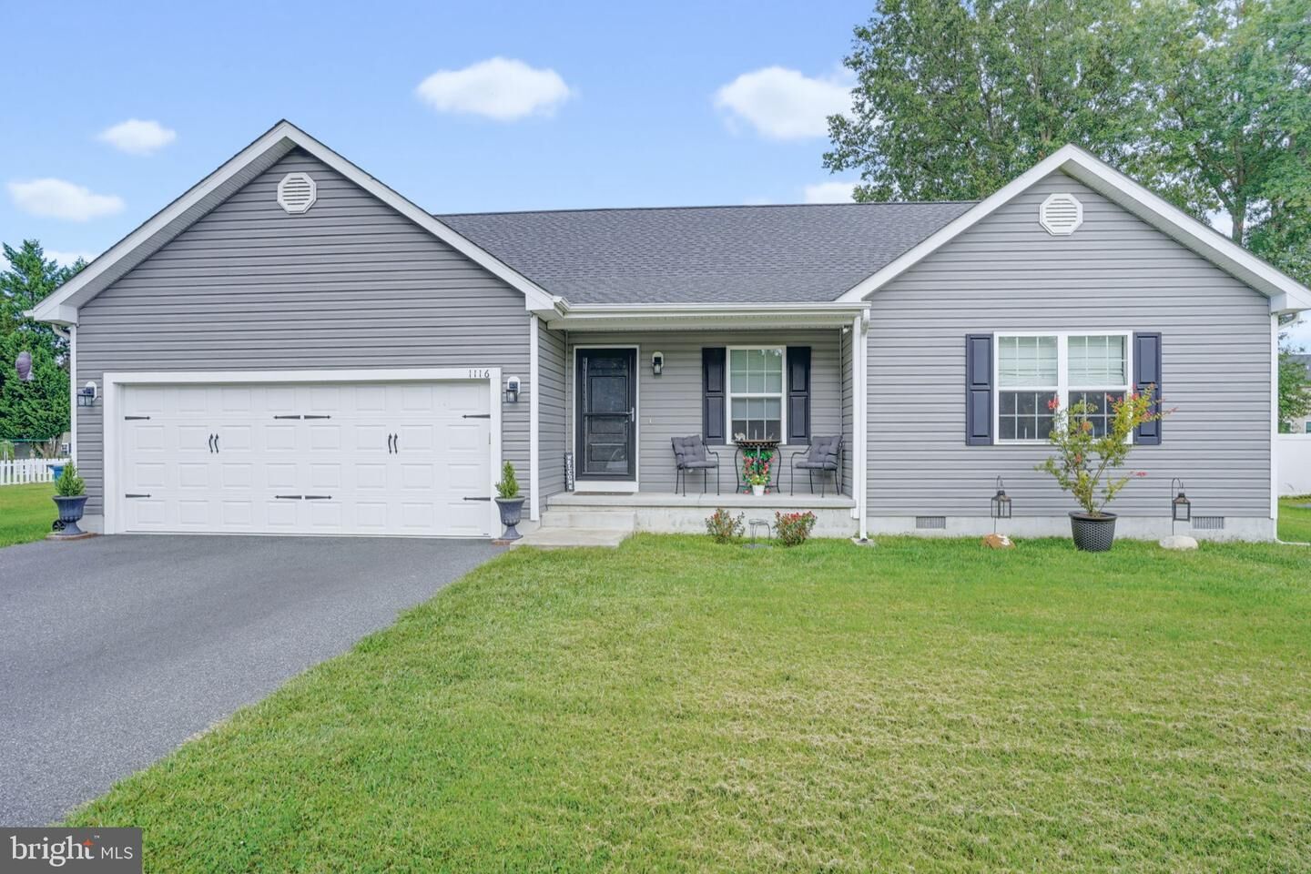 Property Photo: 1116 Canterbury Road DE 19963