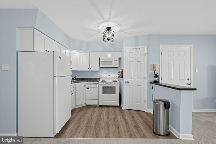 Property Photo:  354 S Swarthmore Avenue B-2  PA 19081 