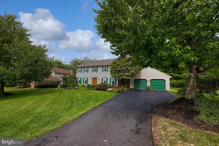 Property Photo:  24 Countryside Lane  PA 17543 