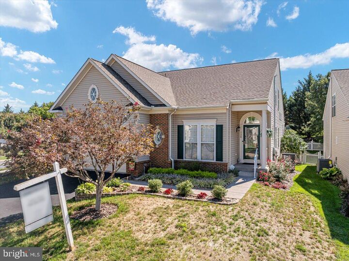 Property Photo:  120 April Avenue  VA 22655 