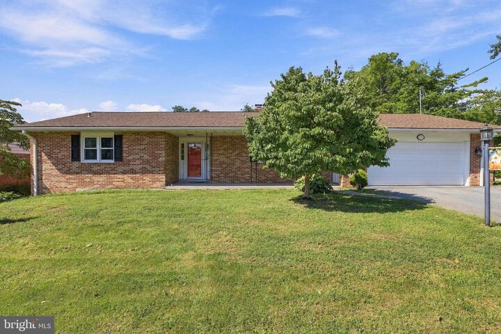 Property Photo:  130 Martin Avenue  PA 17522 