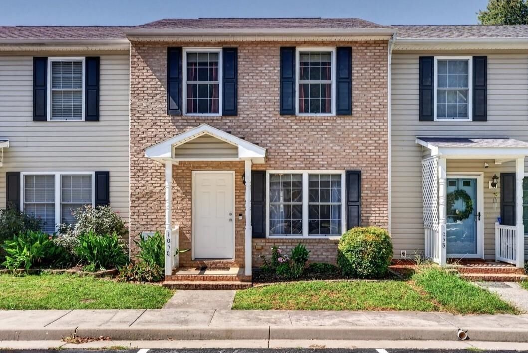 Property Photo:  105 C 13th St  VA 24441 