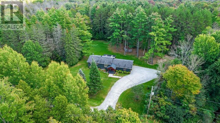 Property Photo:  725 Drummond Con 5B Corners  ON K7H 3C8 