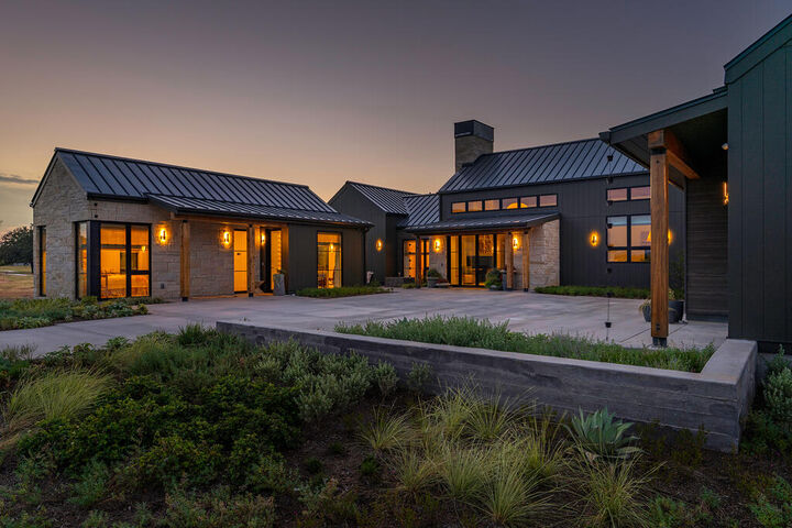 Property Photo: 518 Interlaken St. TX 78624