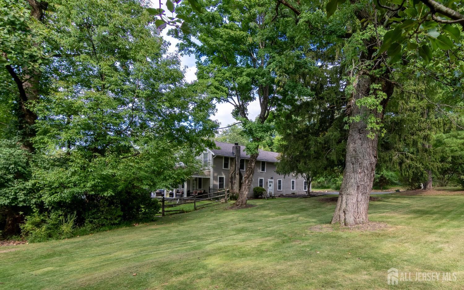 Property Photo: 6 Dogwood Hill NJ 07059