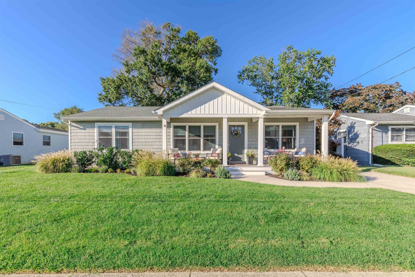 Property Photo:  1203 Emerson  NJ 08204 