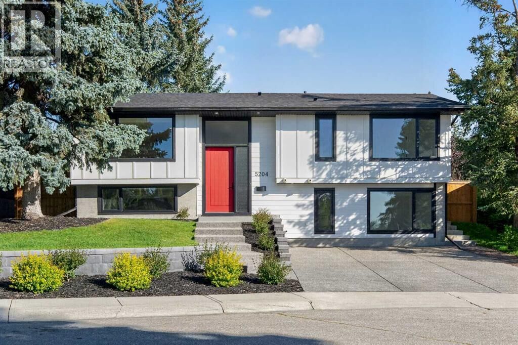 Property Photo:  5204 Barron Drive Northwest  AB T2L 1T6 