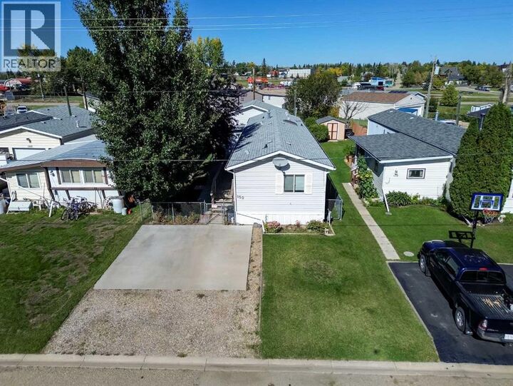 Property Photo:  150 Devilder Avenue  AB T0M 2C0 