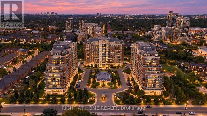 Property Photo:  330 Red Maple Road 1103  ON L4C 0T6 