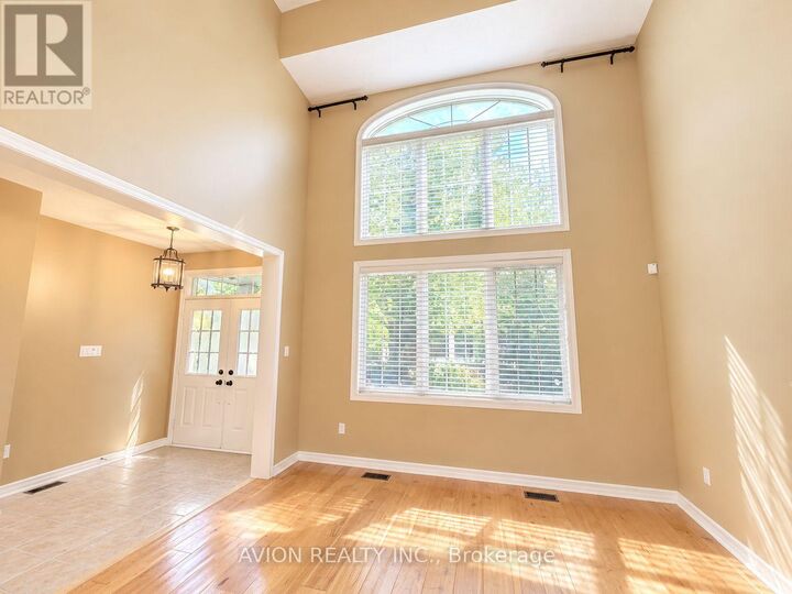 Property Photo: 1392 Pinecliff Road ON L6M 3Z1