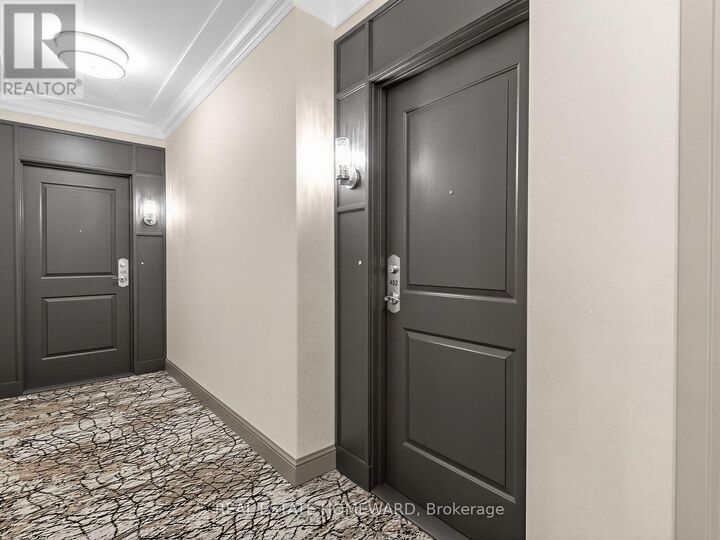 Property Photo:  133 Wynford Drive 402  ON M3C 0J5 