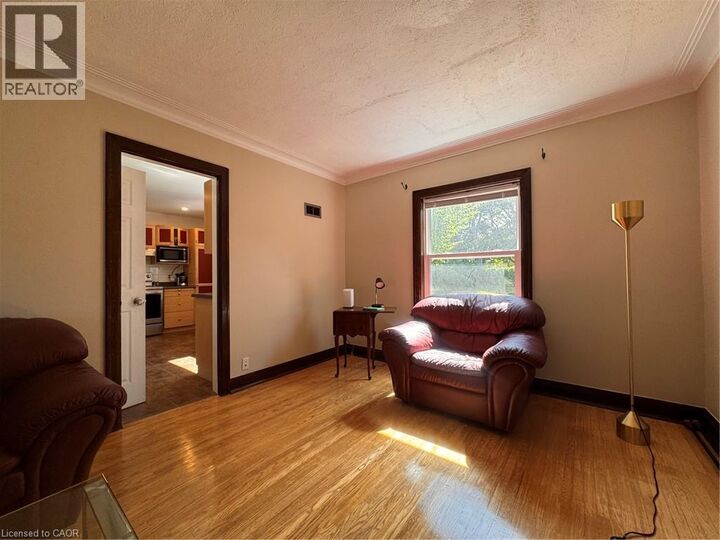 Property Photo:  225 Bridgeport Road East  ON N2J 2K7 