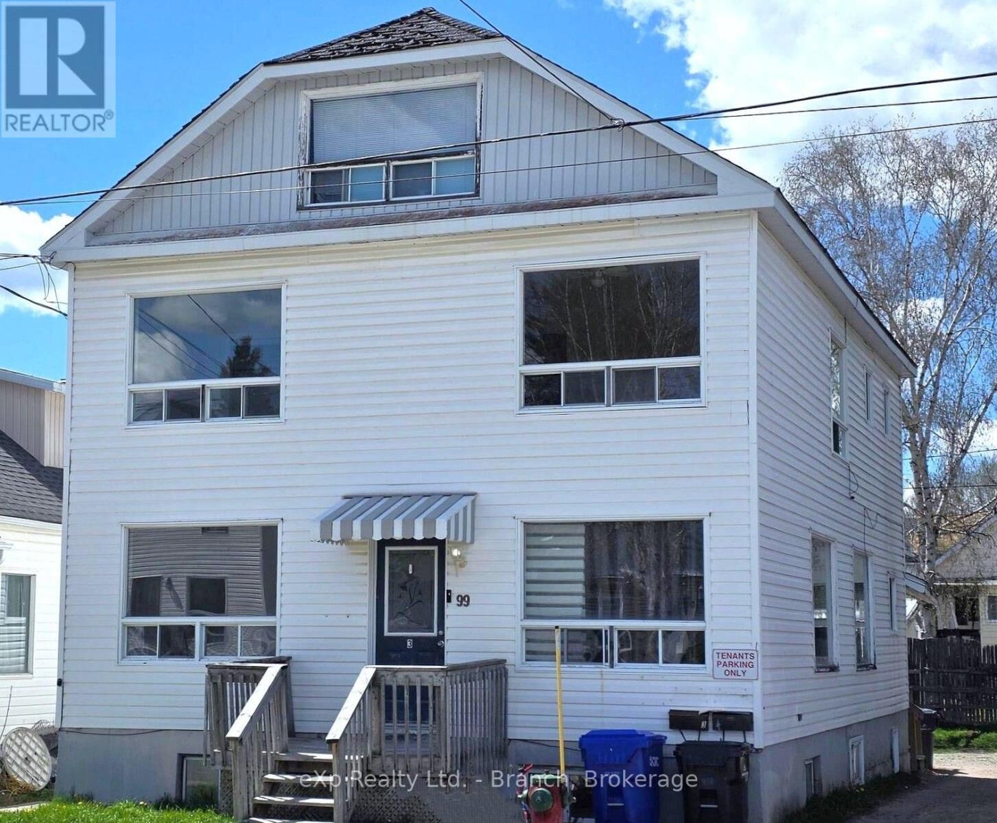 Property Photo: 99 Duncan Avenue South ON P2N 1Y2