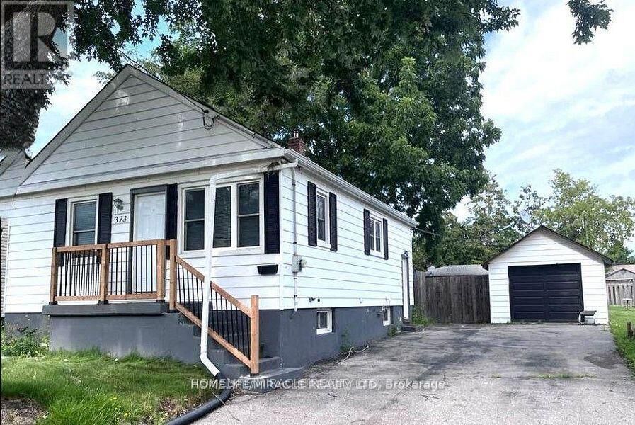 Property Photo:  373 Drew Street  ON L1H 5B4 