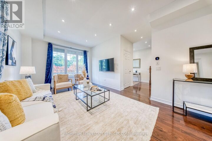 Property Photo:  2762 Donald Cousens Parkway  ON L6B 0X8 
