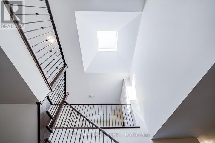 Property Photo:  421 Flamingo Road  ON L4J 8L4 