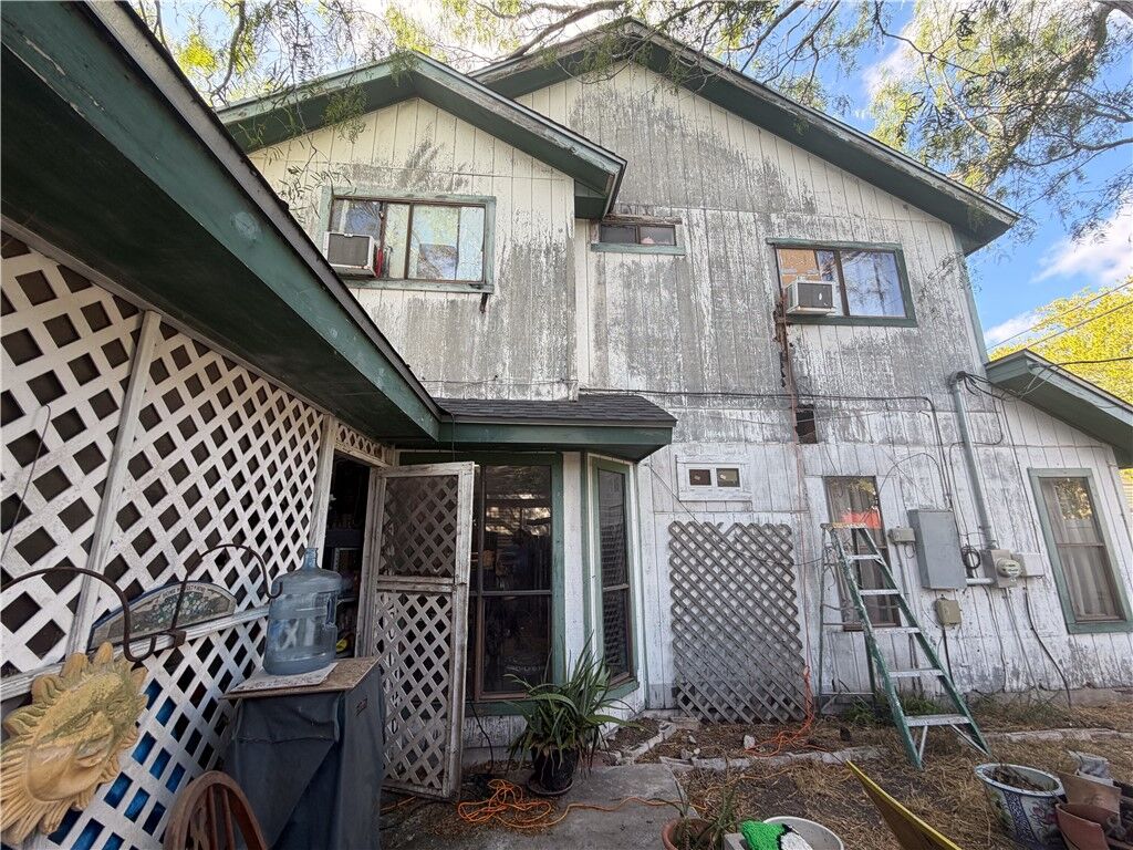Property Photo:  6002 Deer Creek Drive  TX 78415 