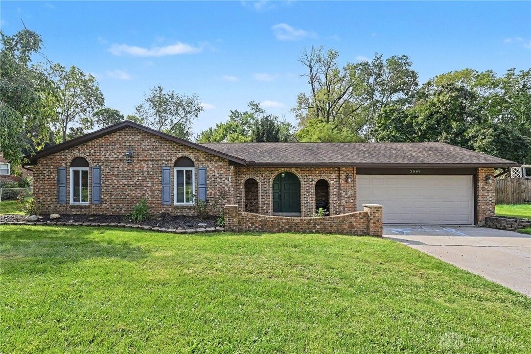 Property Photo: 3849 Winthrop Drive OH 45431