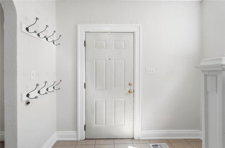 Property Photo: 169 Alton Avenue OH 45404