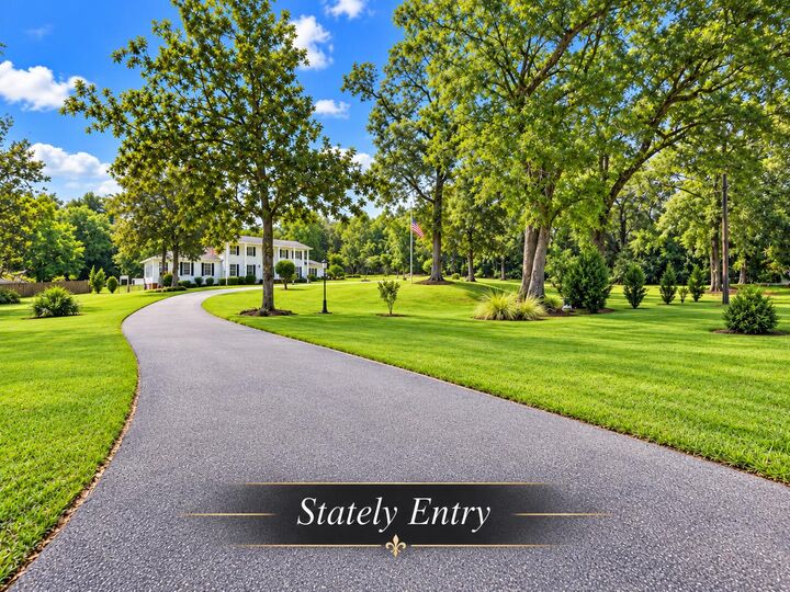 Property Photo:  9511 Scenic Highway  FL 32514 