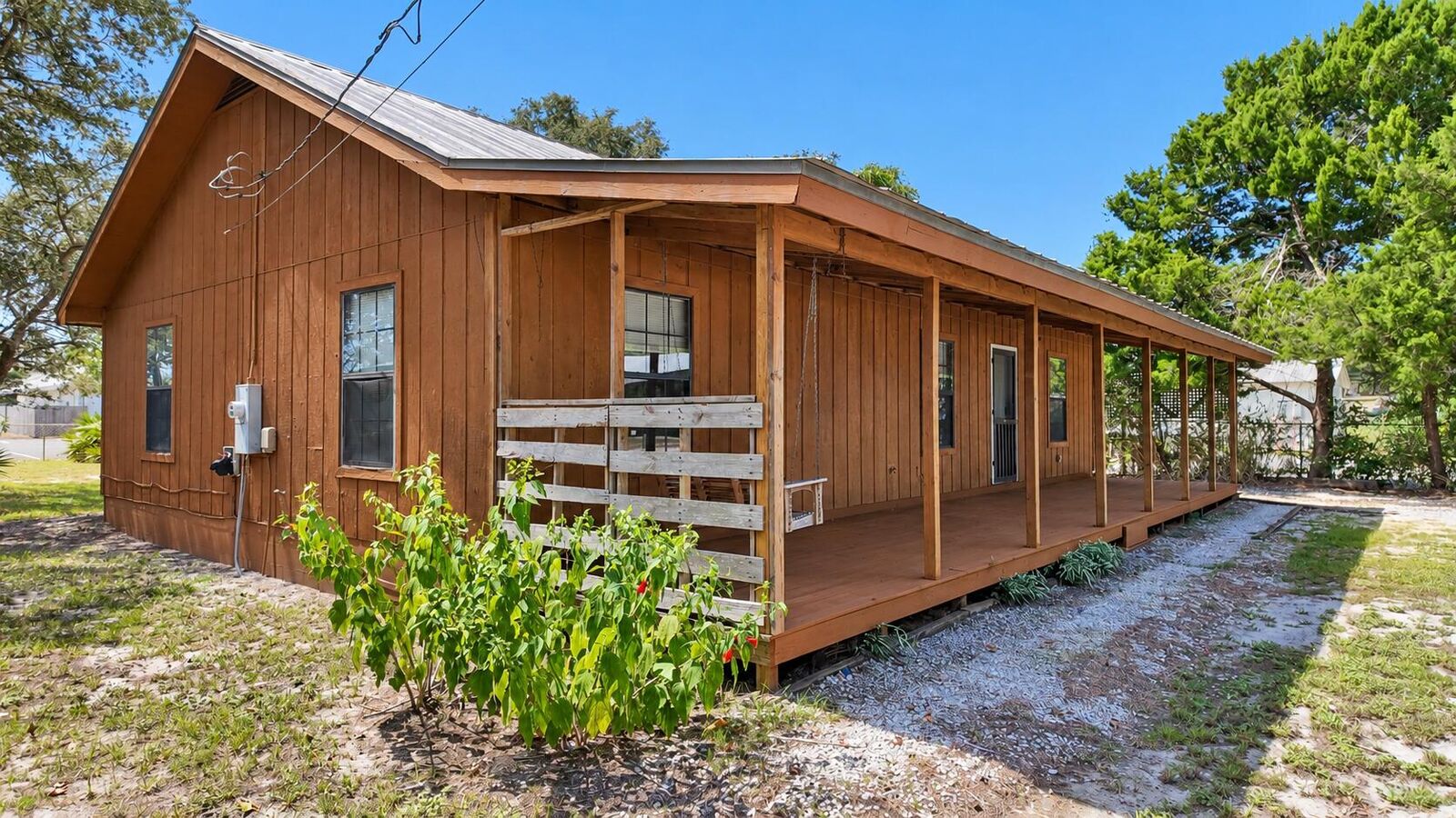 Property Photo: 40 Country Club Drive FL 32459