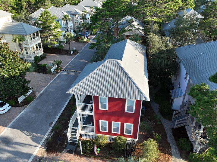 Property Photo:  471 Hidden Lake Way  FL 32459 
