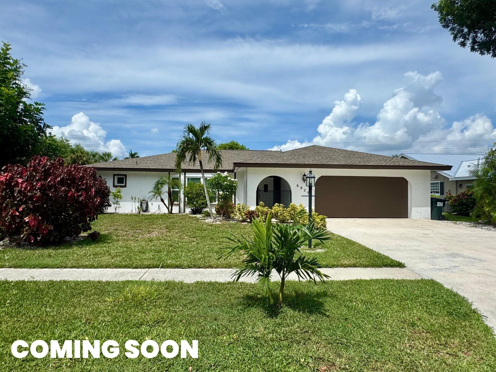 Property Photo: 6829 Carmelle Drive FL 00N/A