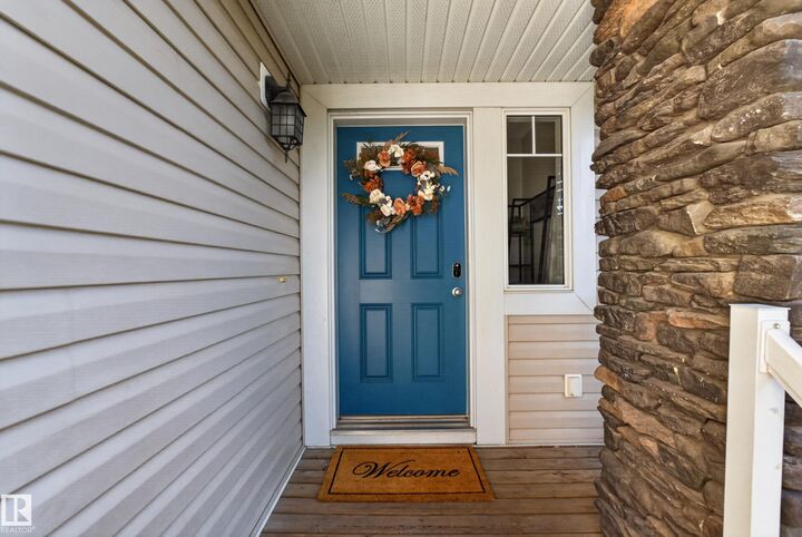 Property Photo:  204 Summerstone Ln  AB T8H 0K2 