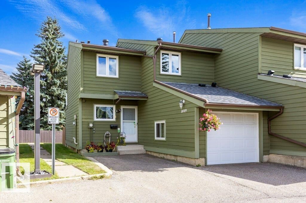 Property Photo:  16919 95 Street NW  AB T5Z 1Z3 