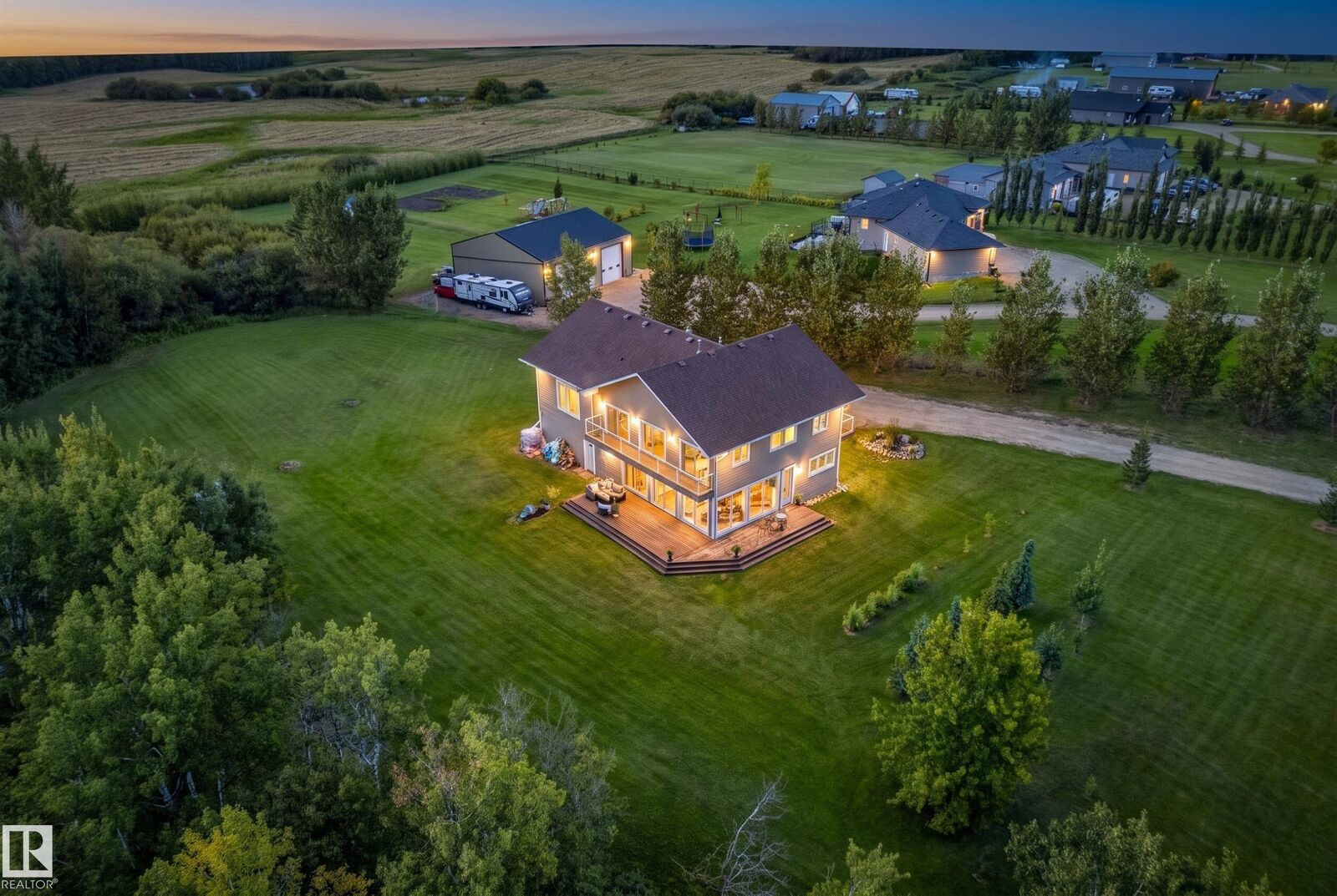 Property Photo:  50074 Rge Rd 233 140  AB T4X 0L2 
