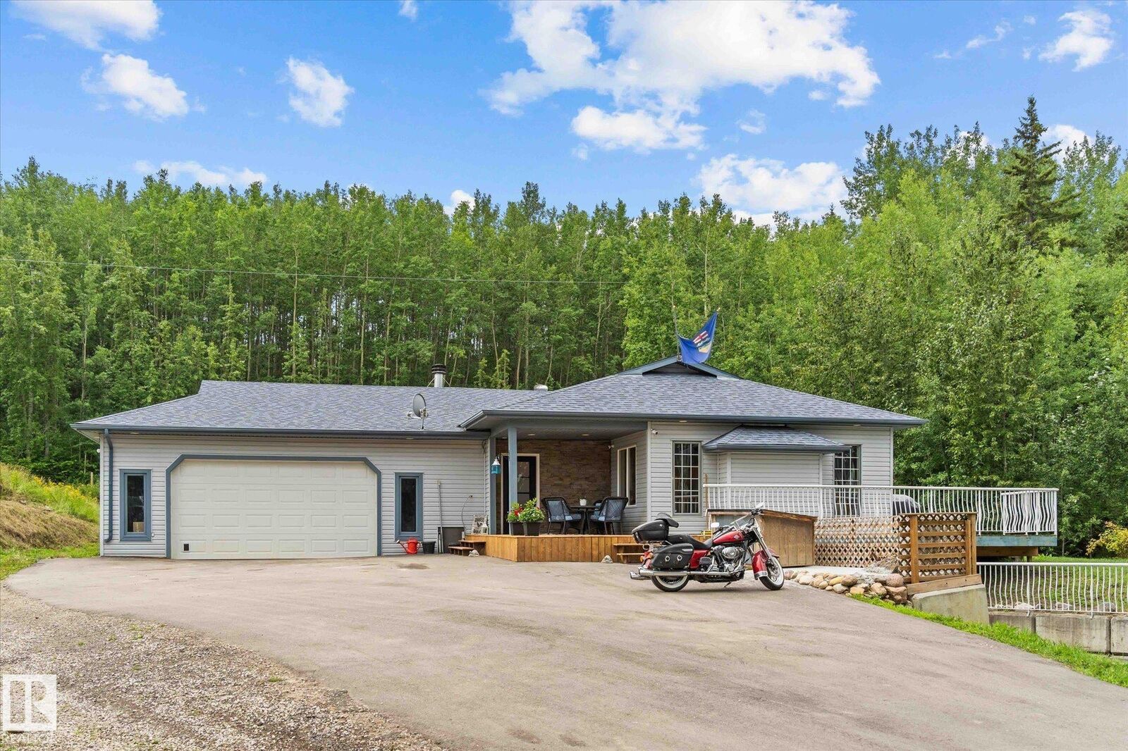 Property Photo:  54426 Rge Road 15  AB T0E 1V0 