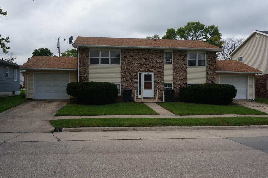 Property Photo: 426 North 27th Street IA 50501