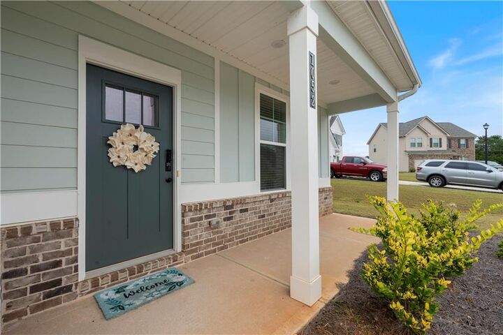 Property Photo: 1052 Bodega Loop GA 30248