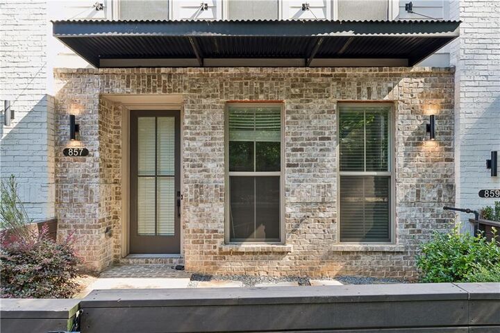 Property Photo:  857 Constellation Drive  GA 30033 