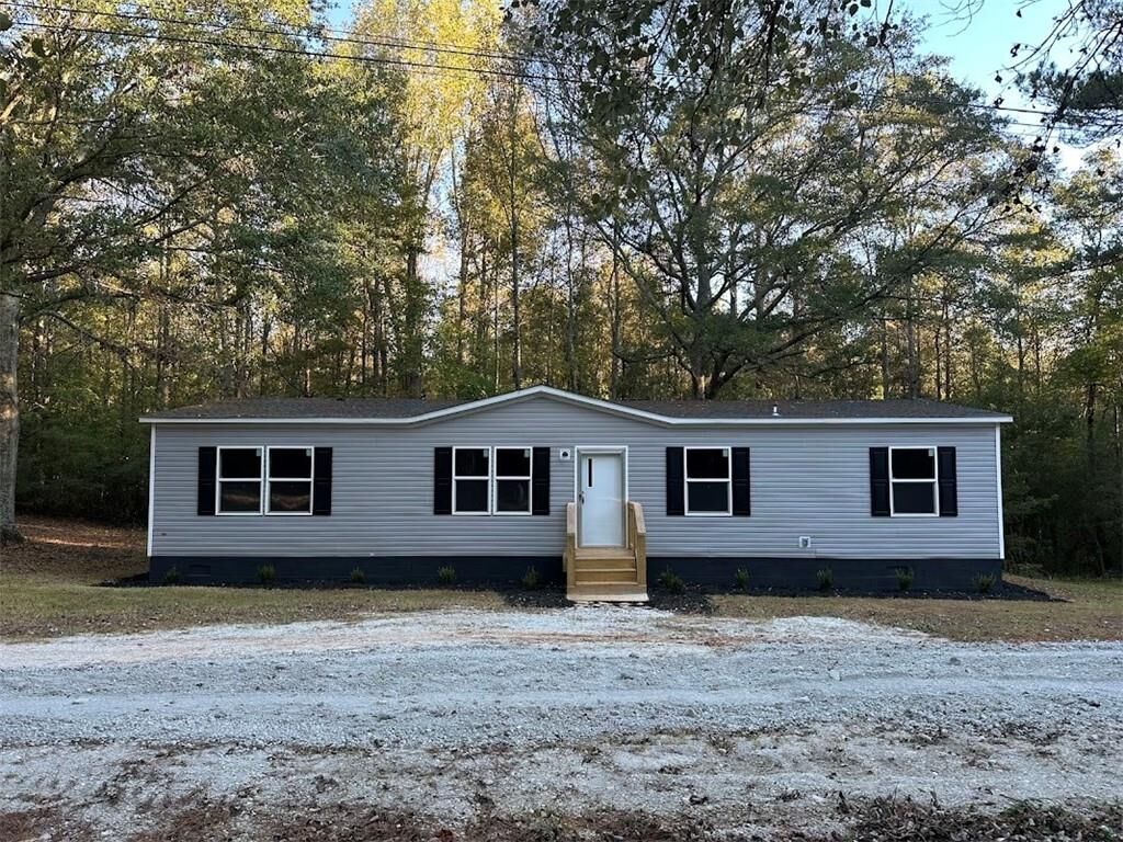 Property Photo: 238 Old Lowell Mill Road GA 30116