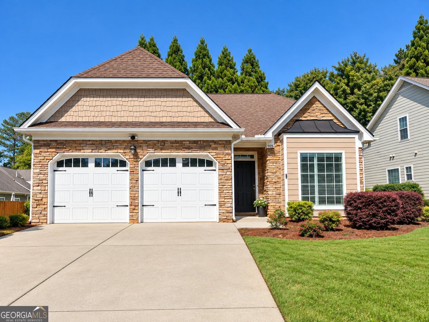 Property Photo: 905 Downyshire Drive GA 30044
